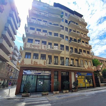 Hotel A Un Passo Dal Centro Palermo Exterior foto